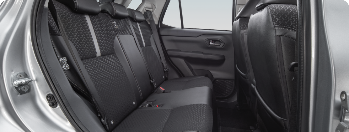 Asientos traseros de Toyota Raize con sistema ISO-FIX/LATCH