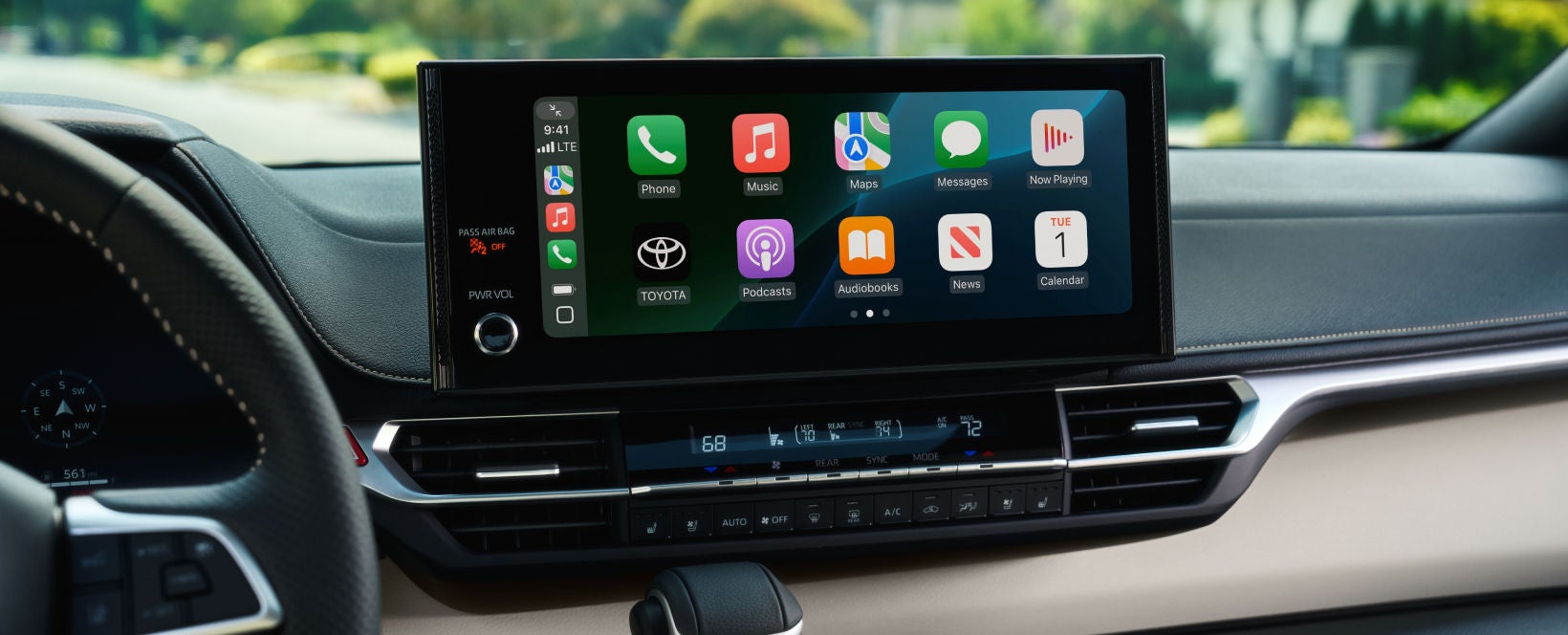 Pantalla táctil de Toyota Sienna HEV